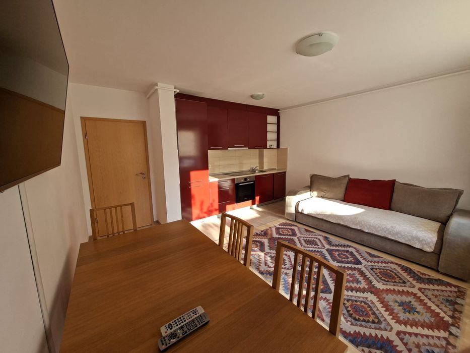 Inchiriez apartament 2 camere tip studio Avantgarden  Tractoru