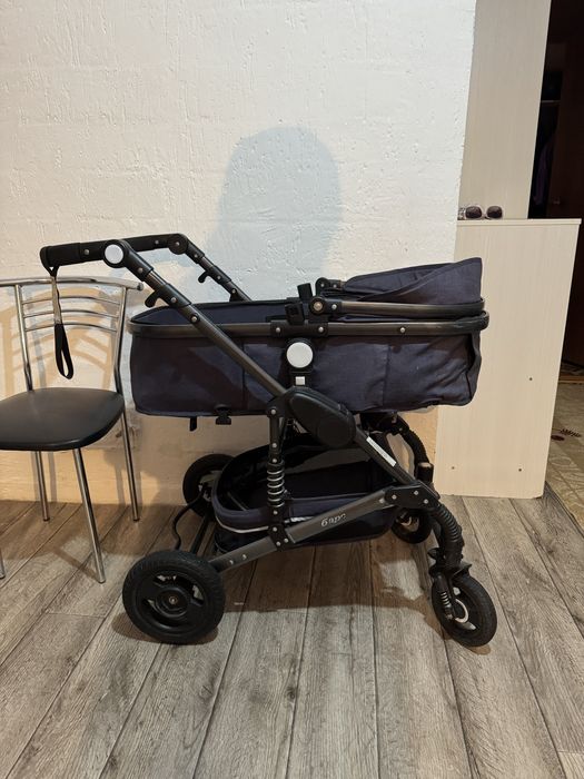 Детская коляска.