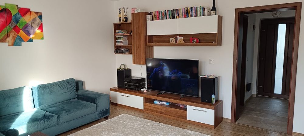 Inchiriez casa insiruita cu 3 camere Valea Lupului