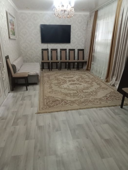 Коттедж  на квартале