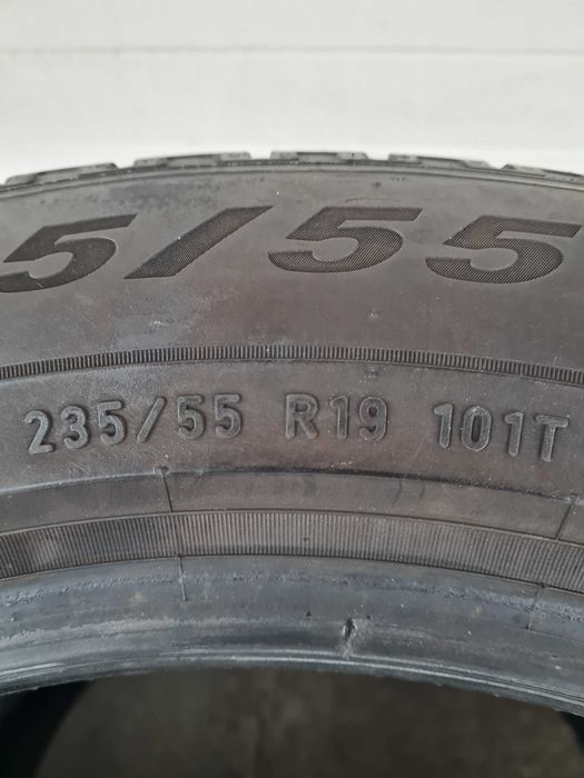Зимни гуми 2 броя PIRELLI Scorpion 235 55 R19 дот 3921