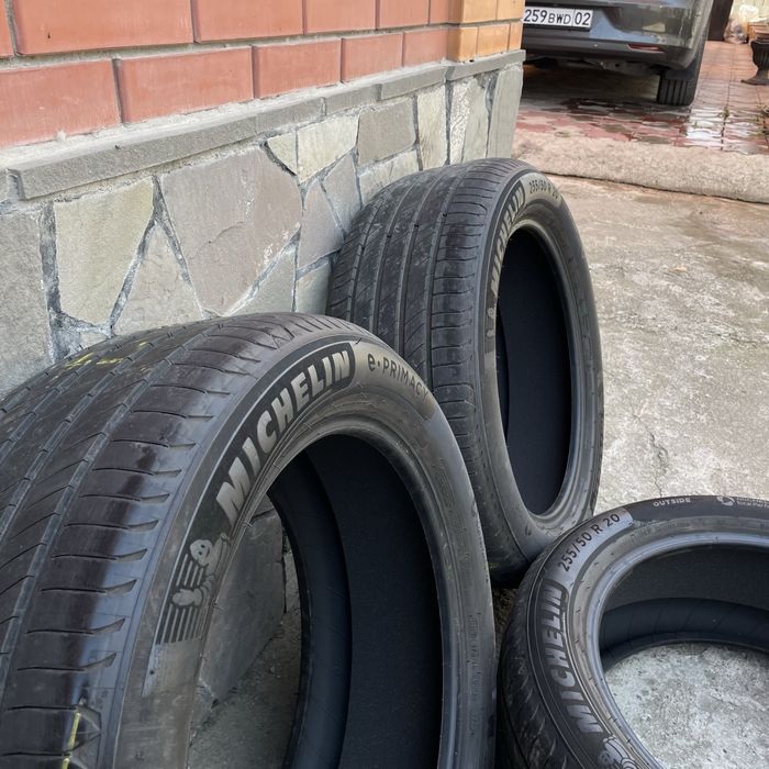 michelin primacy 255/50/R20