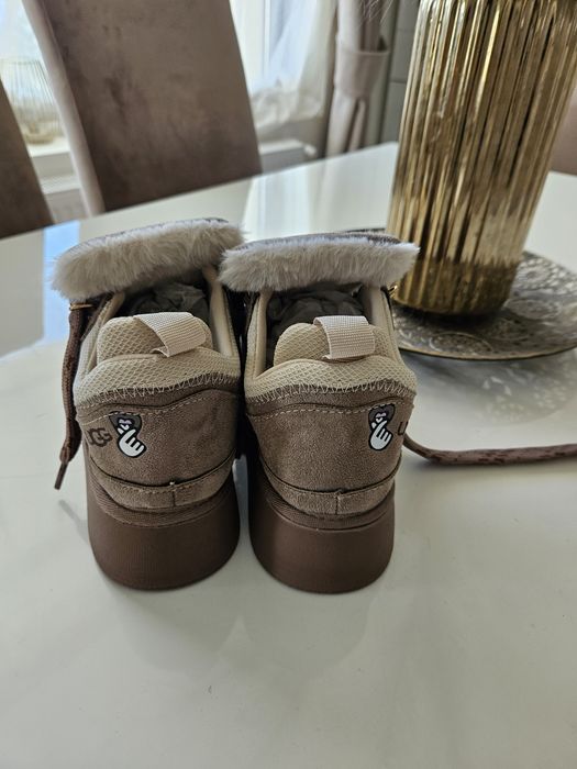 UGG Sneakers Lowmel , marimea 36