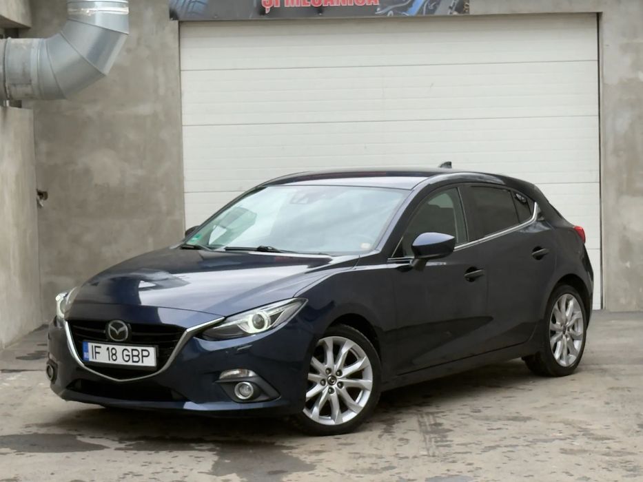 Mazda 3 2014 Revolution Top / Distronic / Keyless / Head-Up / Bose Audio