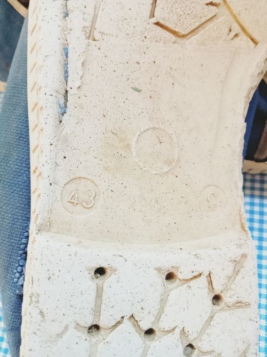 Tenesi vechi de colecție Drăgășani, produși în perioada comunista RSR