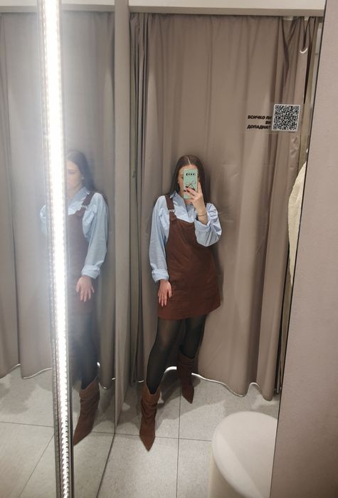 Пола гащеризон от велур Primark XS