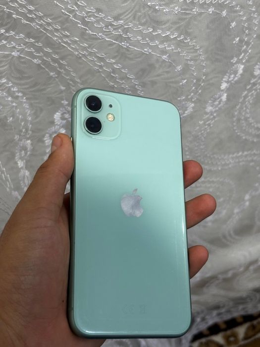 Продам айфон 11,64гб
