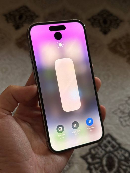 Iphone 14 pro aybi dog bor