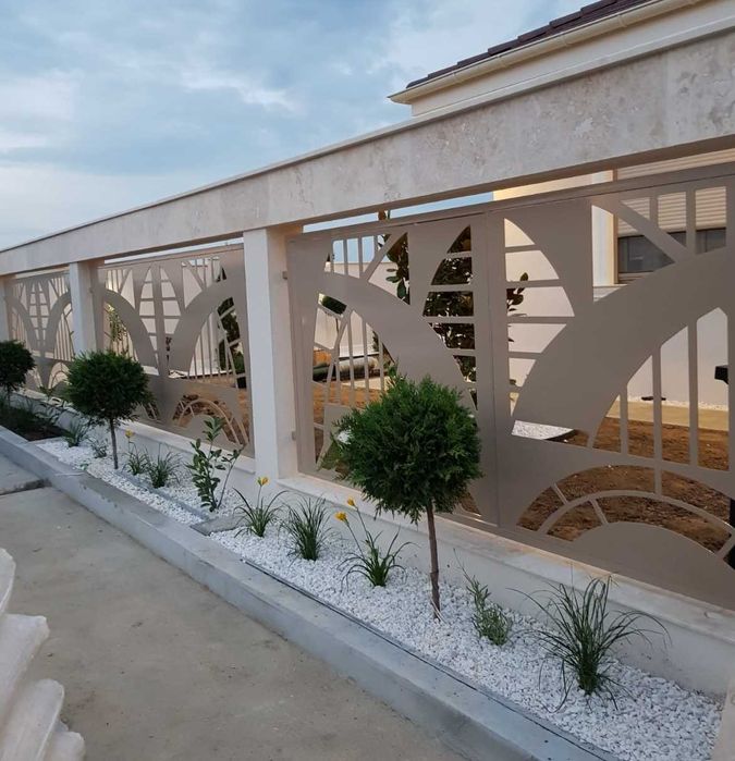 Porți și Garduri Metalice-Direct din Fabrica Timisoara BalustradeTM.ro