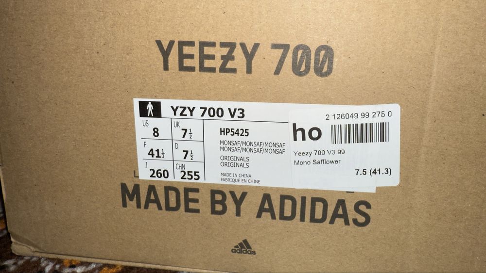 Yeezy 700 v3 Safflower