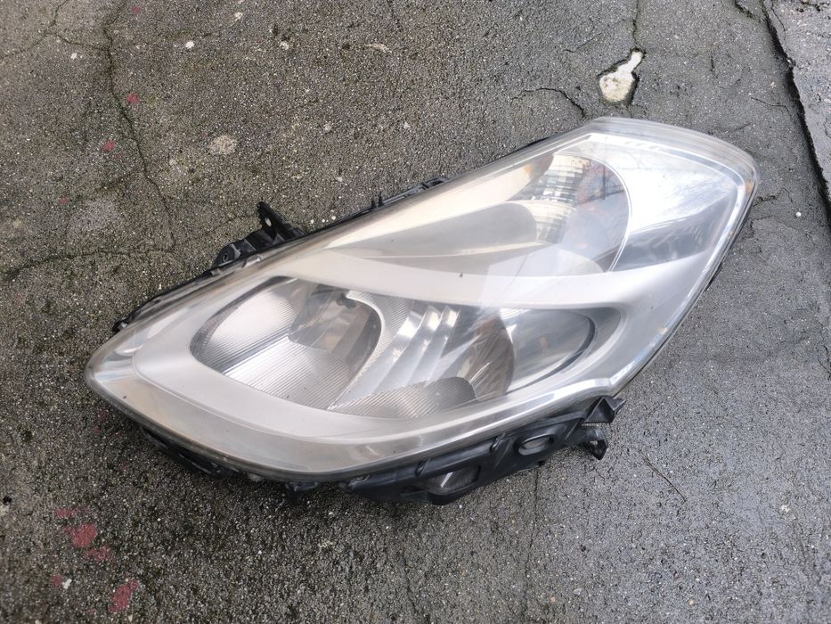 Far stanga Renault Clio 3 facelift