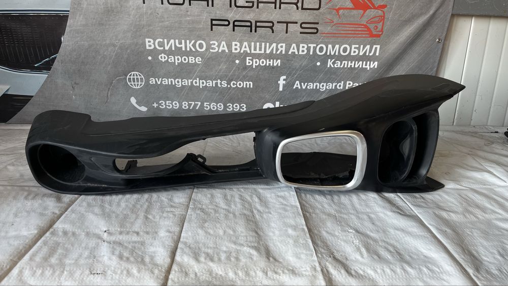 Средна конзола Toyota Yaris 3 2017-