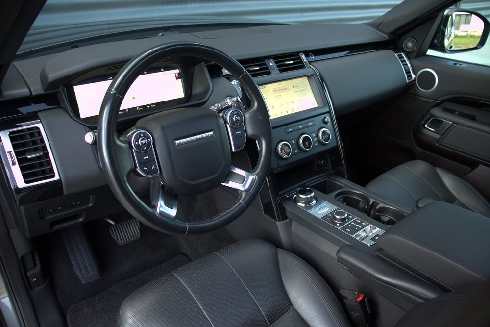 Land Rover Discovery 2018 diesel, 21.368 € — imagine 4