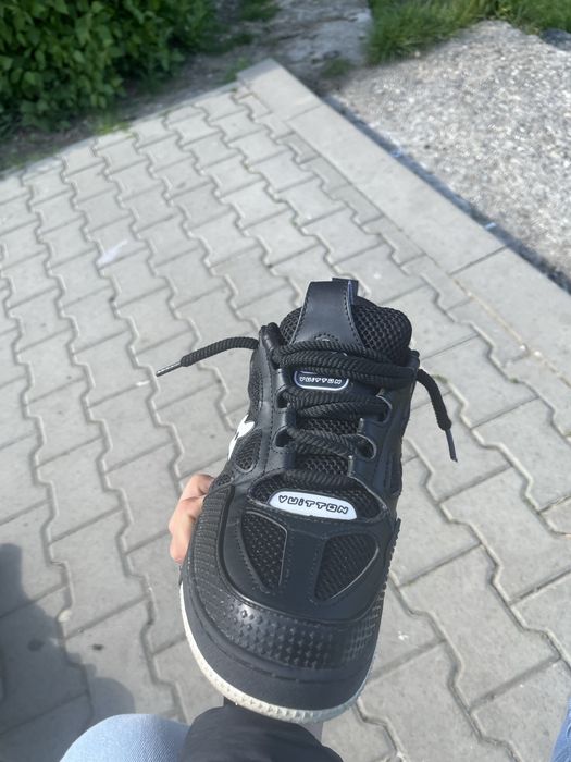 Vand Lv skate putini purtate