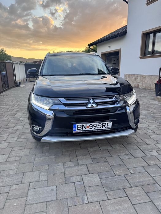 MITSUBISHI OUTLANDER 2.2 DiD Automat 2016 Variante