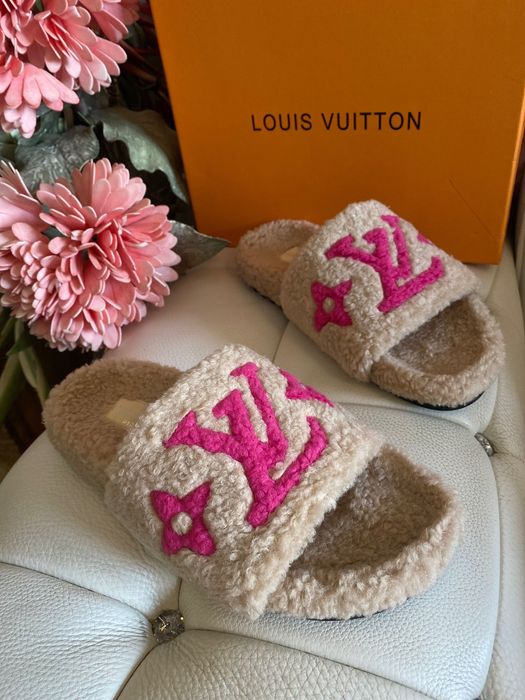 Чехли LV wool 38.39*Lous Vuitton