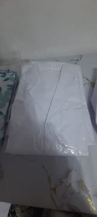 Срочно продам медицинские халаты в хорошем качестве