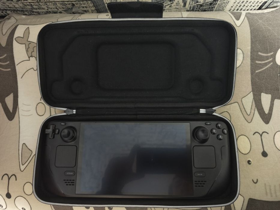 Steam Deck OLED 1TB.