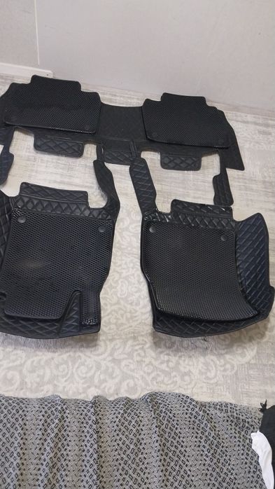 EVA полики- коврики для Land Cruiser 200.