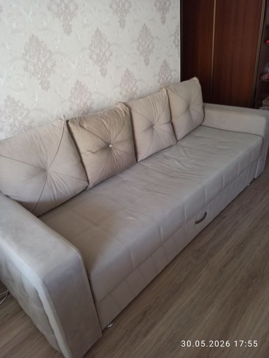 Продам диван в хорошем состоянии