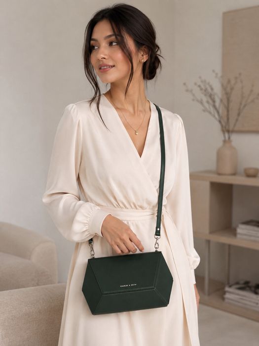 Сумка зеленая Charles & Keith