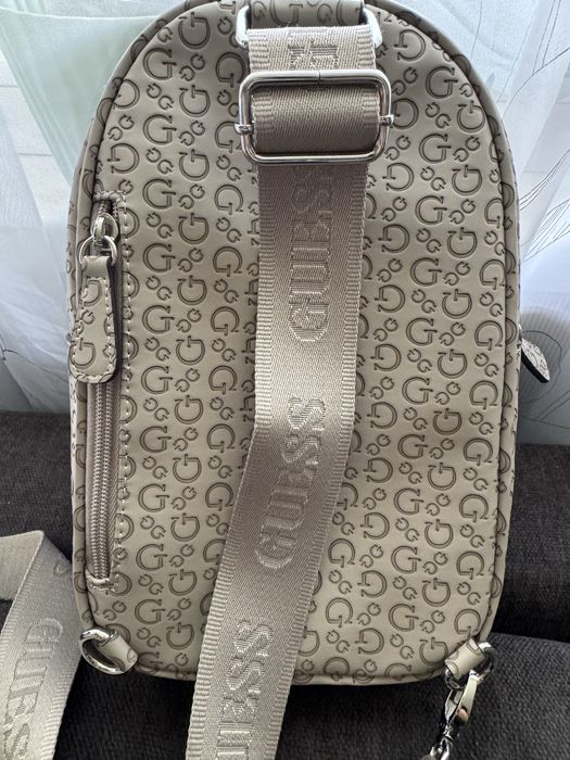 Малка раничка Guess