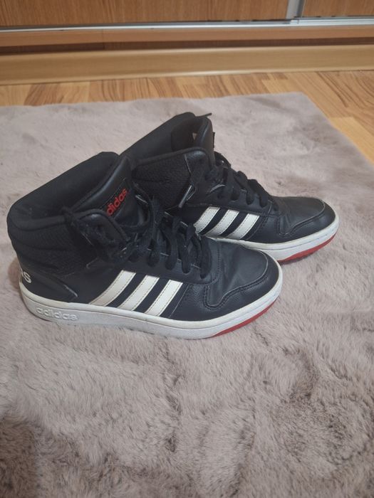 Adidas , marimea 36, stare perfecta, pret 95 lei