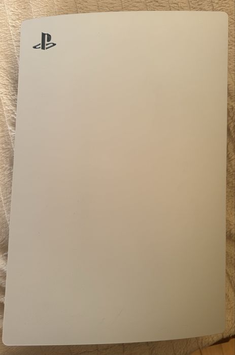 SONY  PS 5 Standart/Disk Edition 825 GN