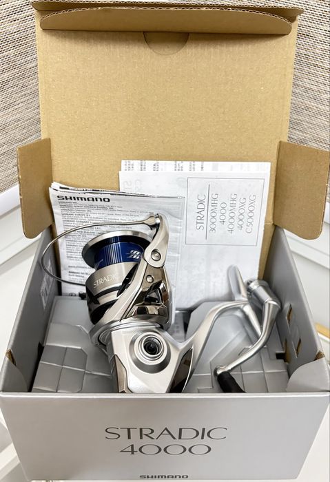 Mulineta(noua) Shimano Stradic FM 4000
