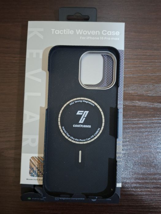 Чехол для iphone 16 pro max