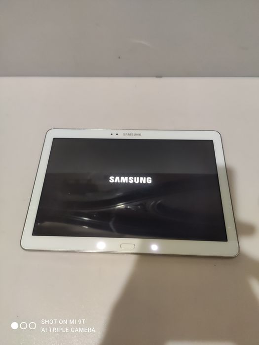 Продам планшет samsung note 10.1