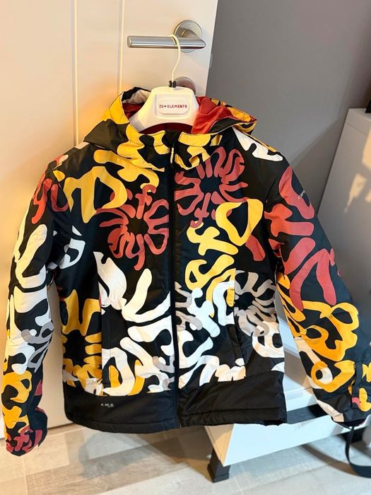 Ски екип ,плюс каска и очила