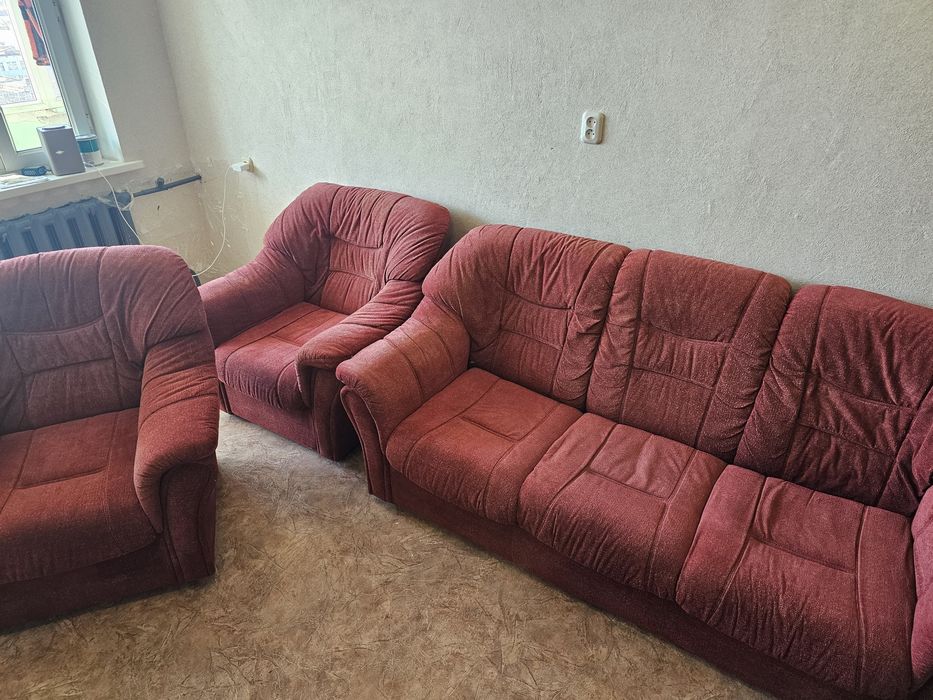 Диван с креслами