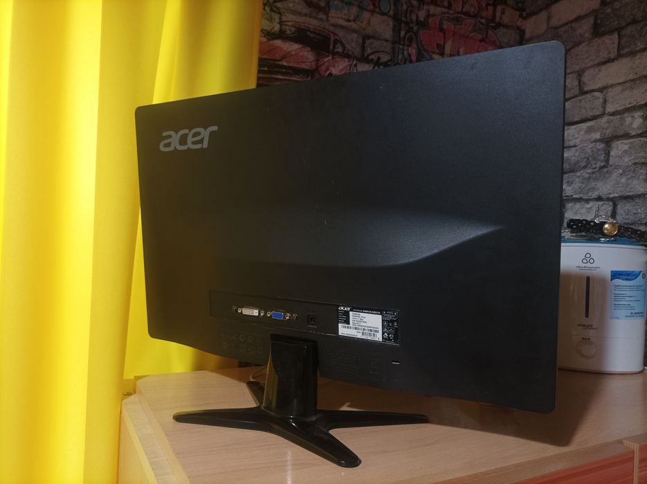 Монитор Acer 22" Full HD