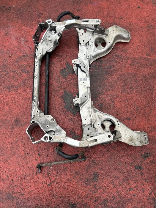 Punte jug fata cu bara stabilizatoare  bmw e91,e90 motor 3.0 diesel