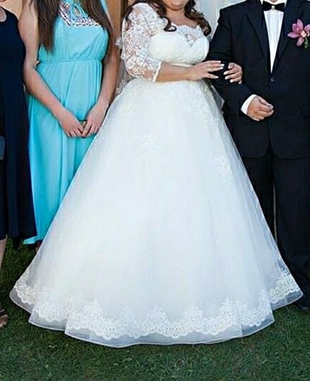 Срочно продам шикарное платье!!