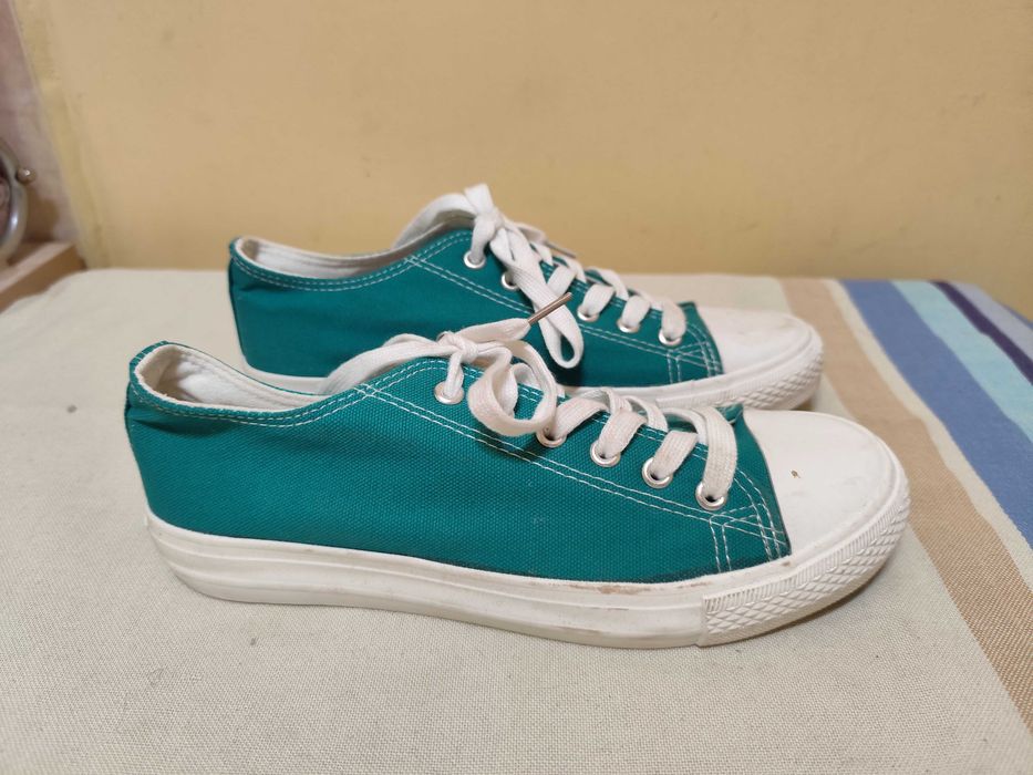 Женски маратонки, номер 38- 39