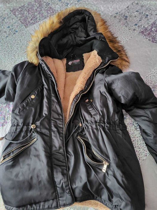 Зимно дамско яке-парка