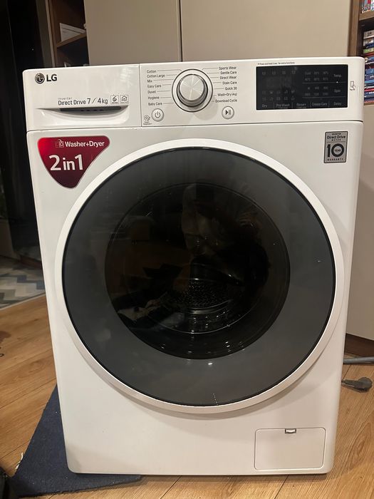 Masina de spalat haine slim cu uscator 2 in 1