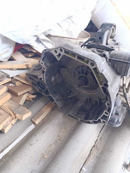 Продам АКПП Ниссан вингроад 2001