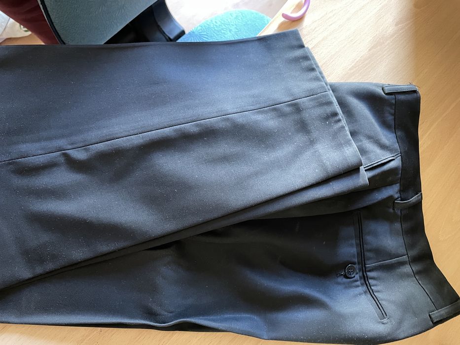 Продам школьную форму (Бордовую)