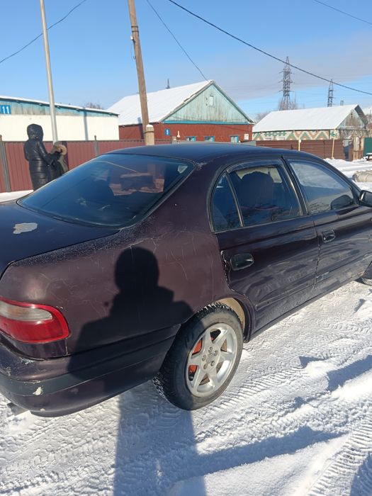 Тойота Карина е 92