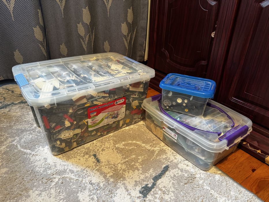 3 Полные коробки LEGO