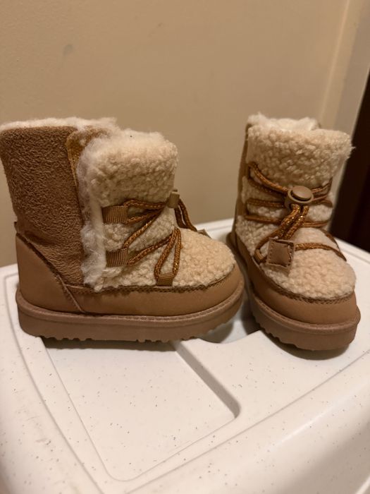 Детски ботуши за зимата за момиче