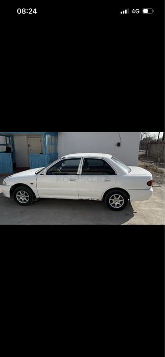 Mitsubachi Lancer 1993