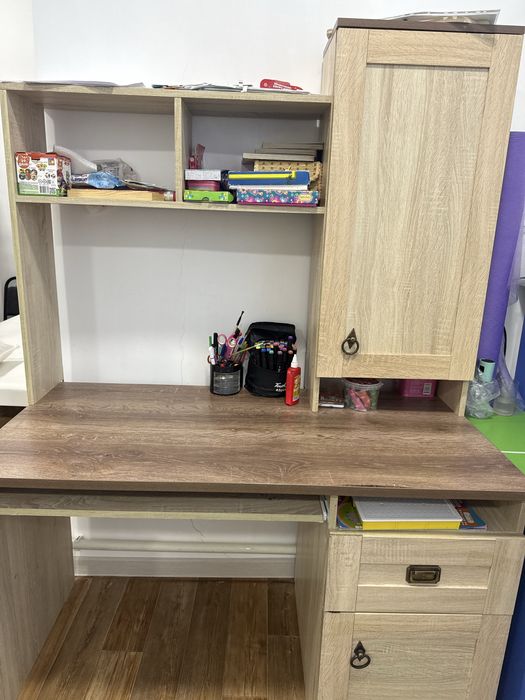 Продам компьютерный стол