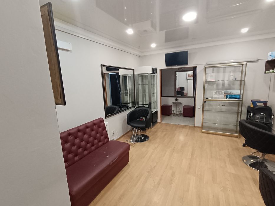 Продам оборудование для парикмахерской