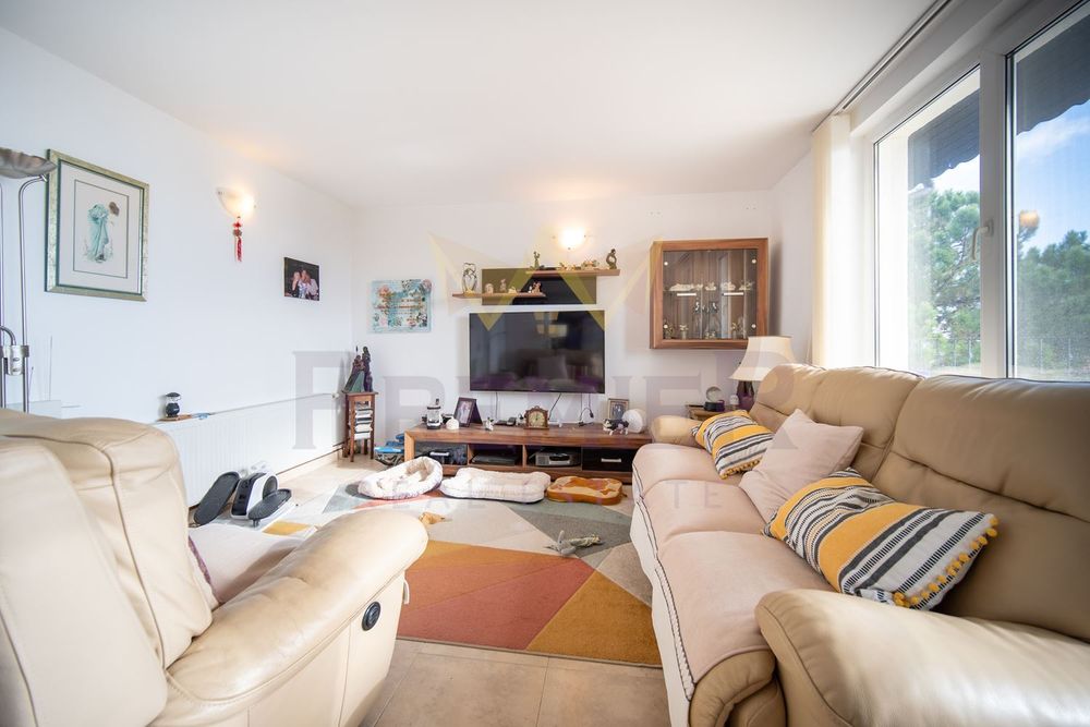 Продава се Къща в Балчик - 180 кв.м за 1362 €/кв.м - Снимка #2