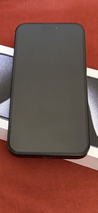 Iphone 15 Pro Max liber de retea