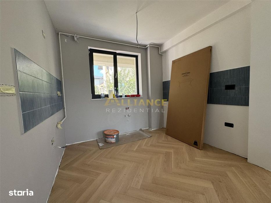 Vila tip DUPLEX 5 camere- 4 bai, curte 250 MP